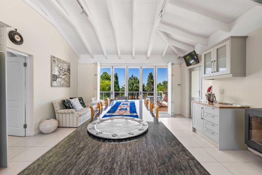 5 Bedroom Property for Sale in Stellenbosch Farms Western Cape